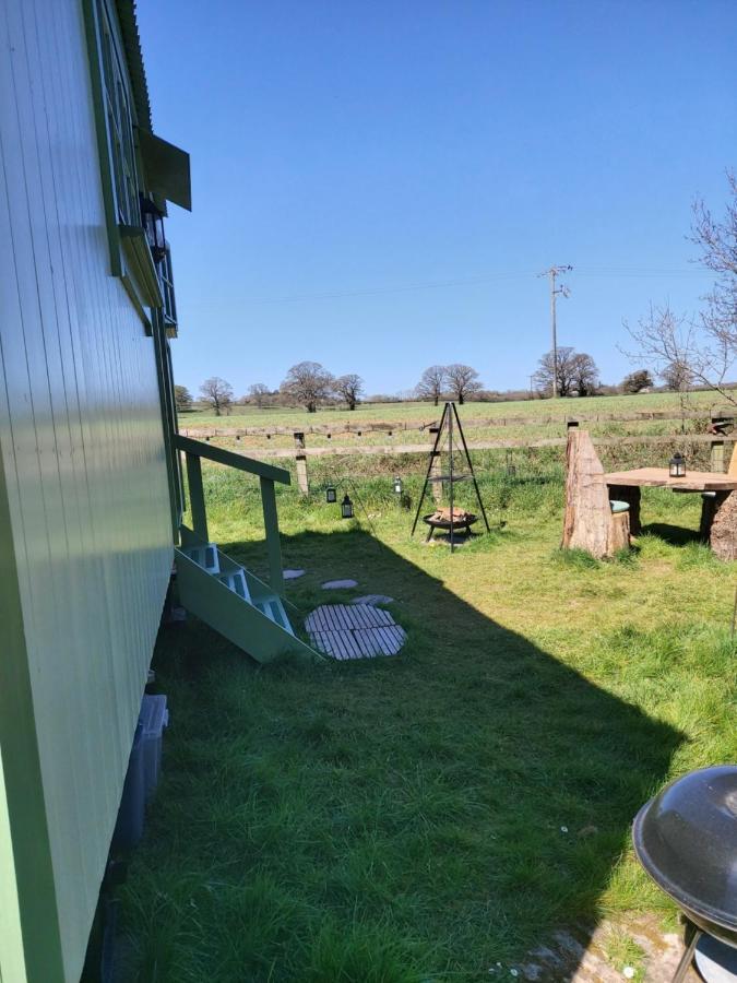 The Old Mill Shepherds Hut Okehampton Exteriör bild